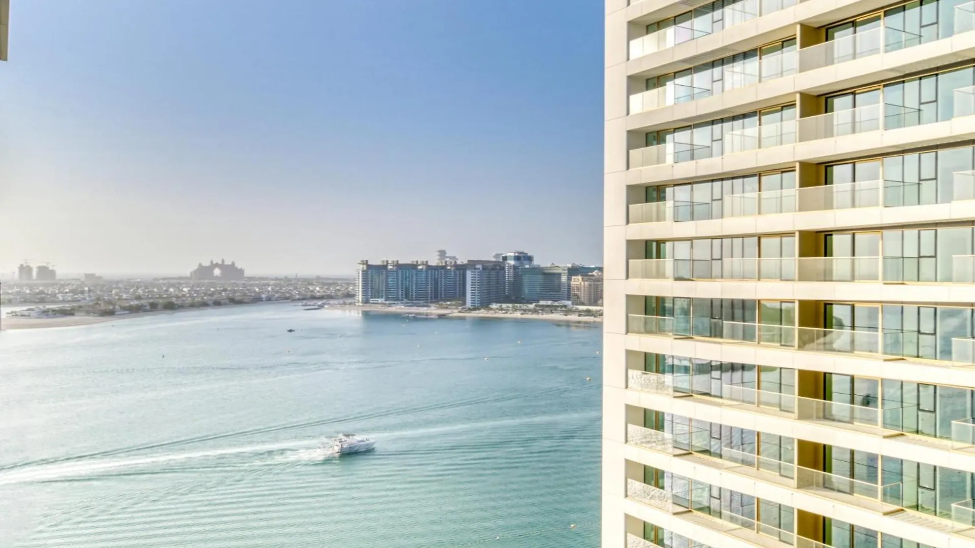 Chic 2Br With Iconic Dubai Eye And Palm Views Apartamento