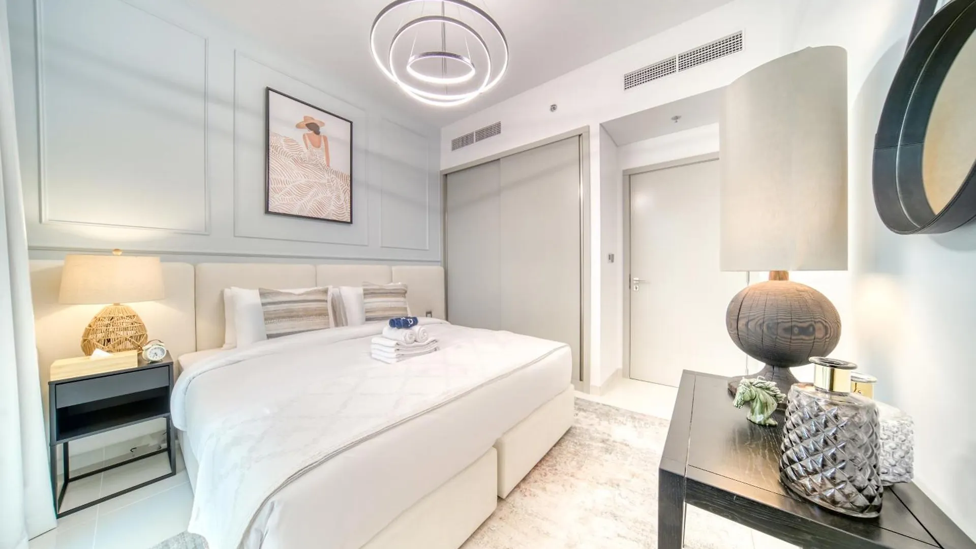 Chic 2Br With Iconic Dubai Eye And Palm Views公寓 阿拉伯联合酋长国