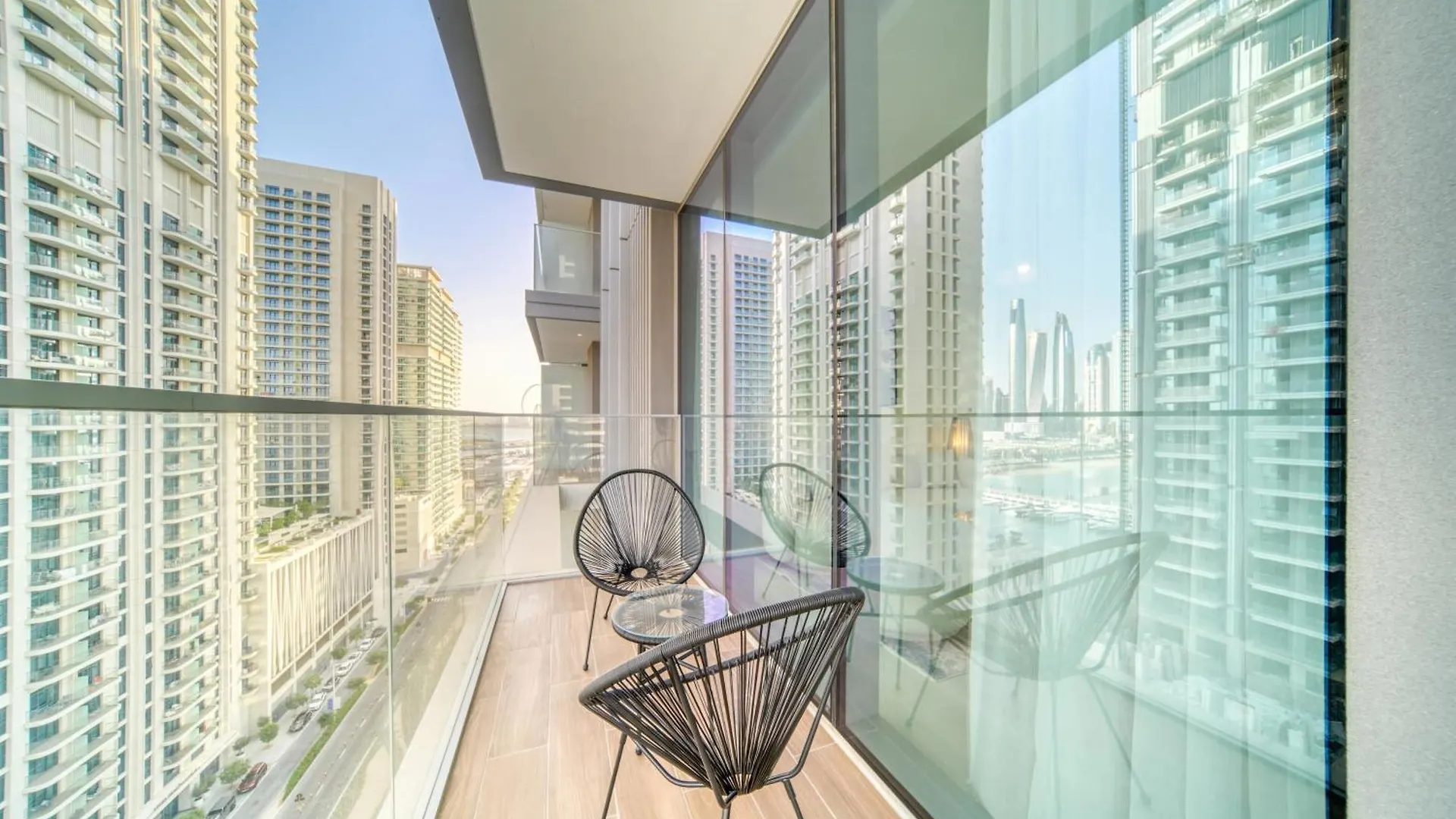 Chic 2Br With Iconic Dubai Eye And Palm Views公寓 公寓
