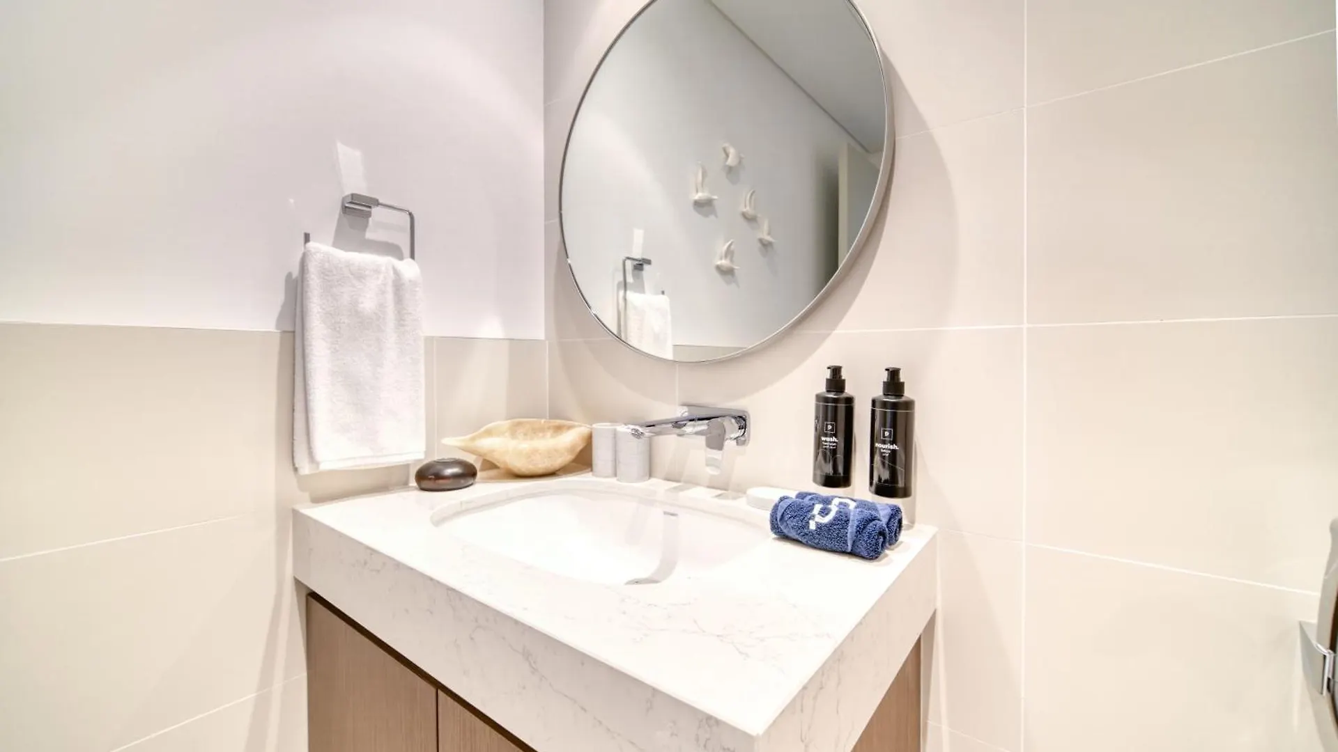 Chic 2Br With Iconic Dubai Eye And Palm Views公寓 公寓